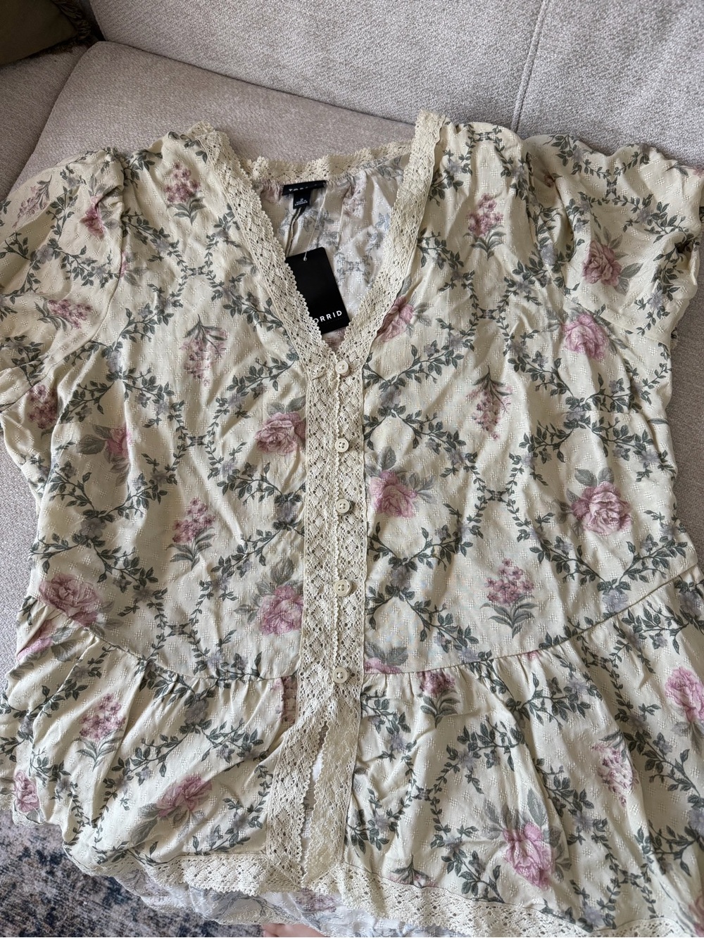 Torrid Cream Floral Lace-Trim Blouse